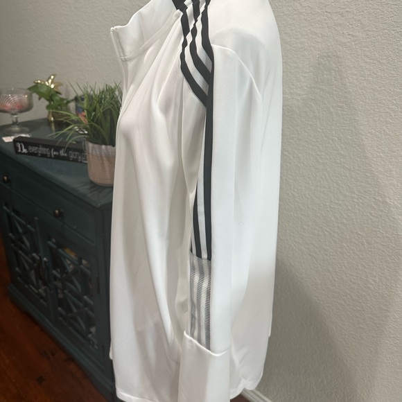 NWT Adidas Women's White and Black track walking vacation activewear jacket 4x - Picture 3 of 7